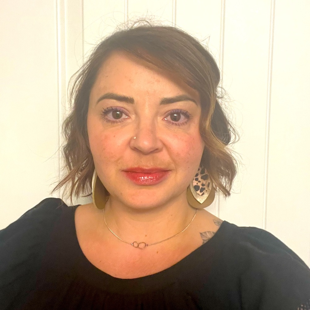 Meet your Posher, Jenn